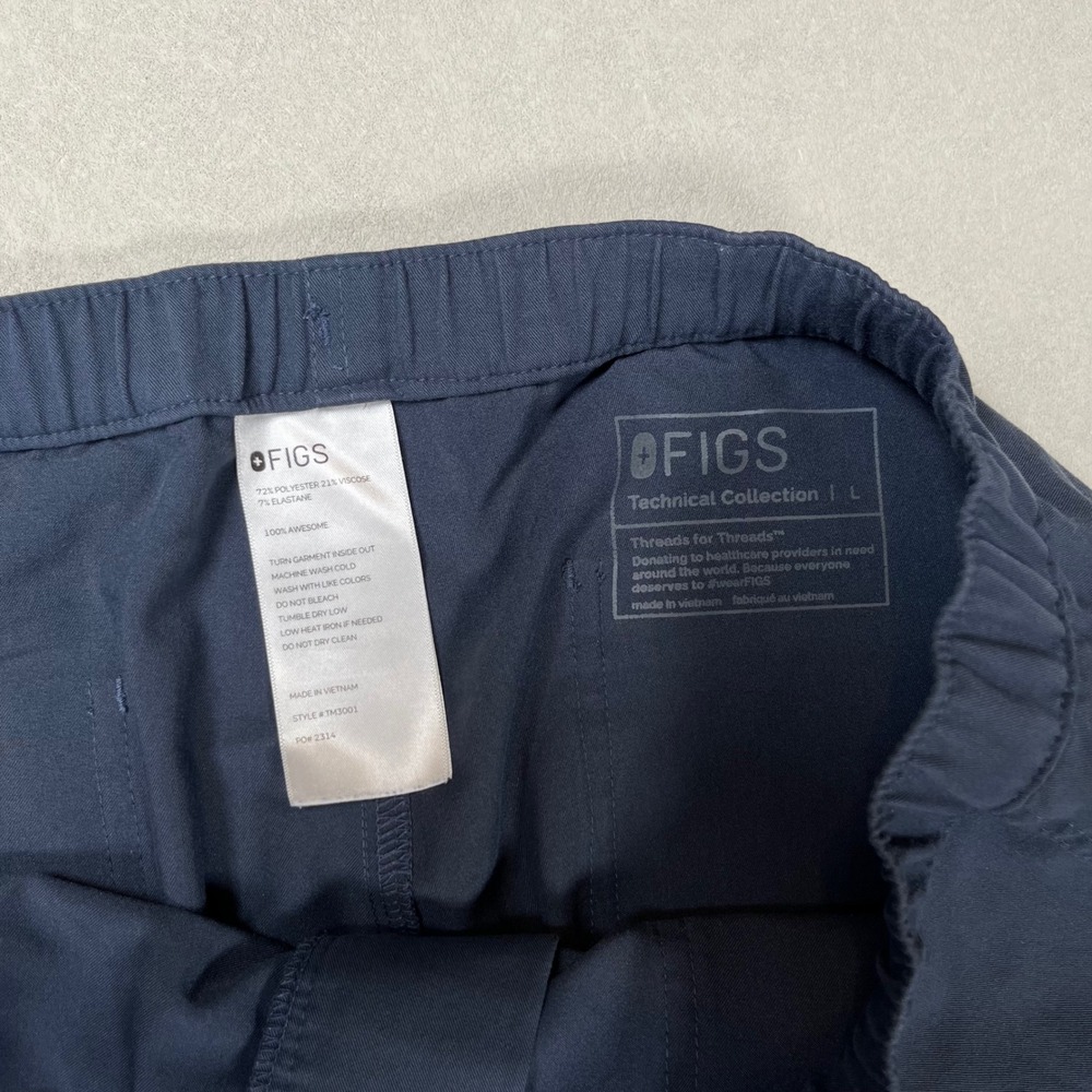 FIGS Cairo Cargo Scrub Pants Men L Navy Technical Collection Multi-Pocket TM3001 - Picture 3 of 8